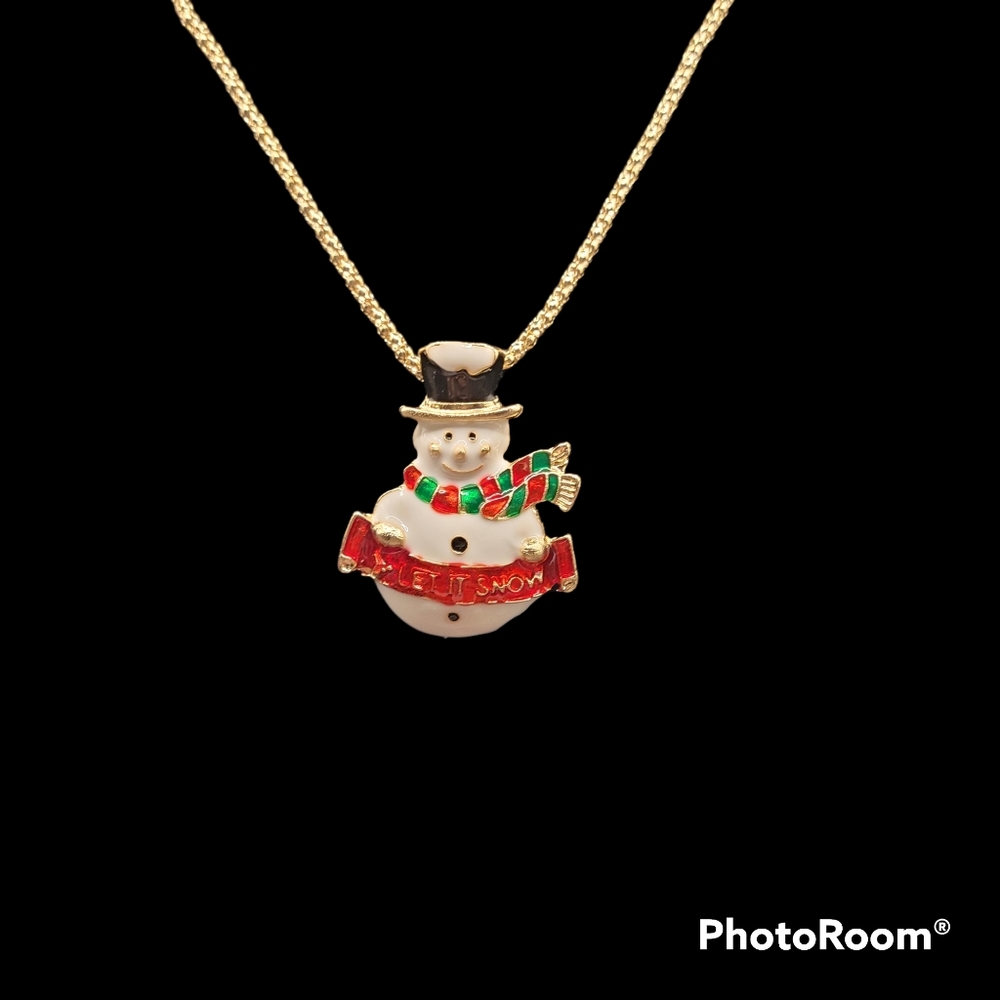 NWT-Betsey Johnson Let It Snow ❄️ Snowman Necklace